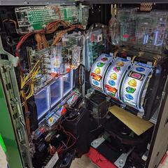 パチスロ実機 （サボハニ）BANG BANG CROSSコイン不要機 ID：126 