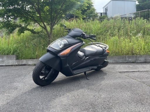 スズキ　ジェンマ250です。