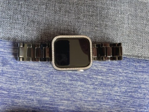 Apple Watch SE2  44mm 他でも出品中！手渡しなので安くします。