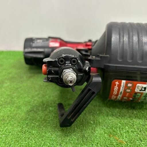 マキタ AN631H 高圧釘打機【野田愛宕店】【店頭取引限定】【中古