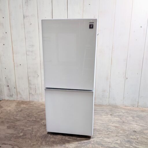 7/6終 2017年製 SHARP ノンフロン冷凍冷蔵庫 SJ-GD14C-W 137L ホワイト ガラストップ シャープ 菊倉E