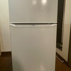 2022製 冷蔵庫 Haier JR-N85D-W [2ドア /...