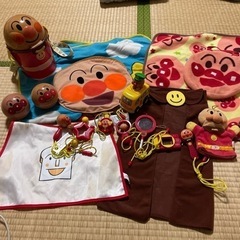 アンパンマンミュージアム入場特典⭐︎ポップコーンバケツ⭐︎マント