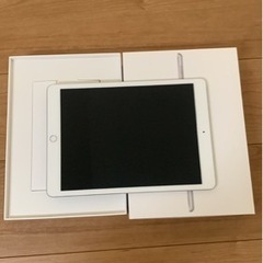 受け渡し予定者決まりました】iPad 128GB 第8世代 シルバー 美品