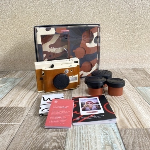 LOMO Instant + 3種のアタッチメントレンズセット付き