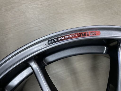 エンケイGTC01☆17インチ7.5Jインセット48 PCD100-5H☆中古ホイール4本