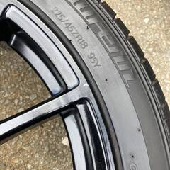 お値打ち18インチ中古タイヤホイール4本セット 艶ありブラック☆225 