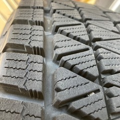 スタッドレスタイヤ・ホイール４本 ブリヂストン215 70R16