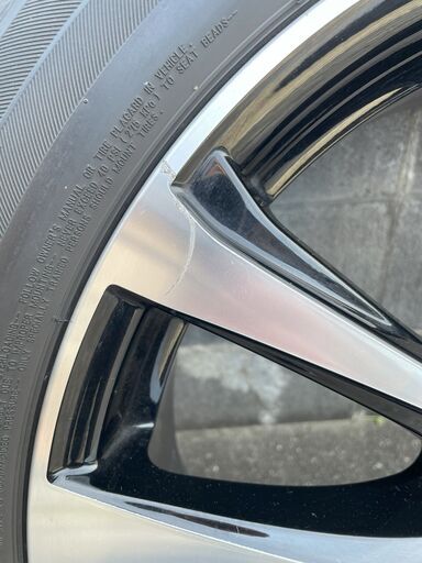 値下げしました(^^♪(純正)トヨタ ハリアー 60系 G's 19インチアルミ