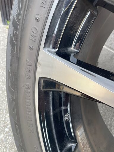 値下げしました(^^♪(純正)トヨタ ハリアー 60系 G's 19インチアルミ