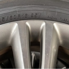トヨタ　クラウン　純正タイヤ
