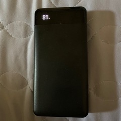 iPhoneSE2 SIMフリー 64GB 画面外割れ モバイルバッテリー無料付き