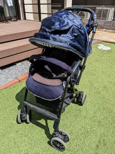 Combi コンビ ベビーカー メチャカルハンディ オート4キャス compact