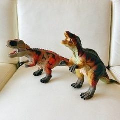 【無料】恐竜のフィギュア