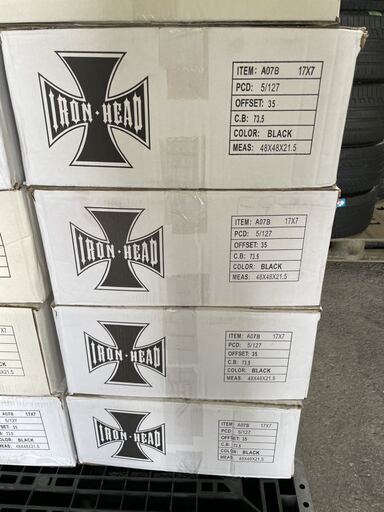 IRON HEADデイトナビードロック風 17インチ7Jインセット35 PCD127-5H