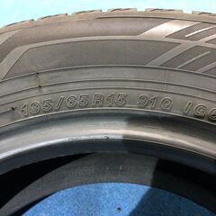 中古スタッドレスタイヤ！195/65R15 ヨコハマ iceGUARD iG60 2020年製 