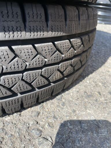 中古スタッドレスタイヤ165R13LT 8PR☆4本セット!プロボックス 中古スタッドレスタイヤ165R13LT 8PR☆4本セット!プロボックス