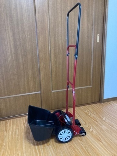 値下げ！手動芝刈り機