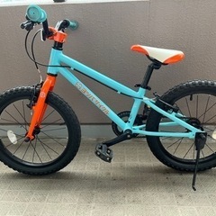 ヨツバサイクル キッズバイク 18インチ ラムネブルー ヨツバサイクル/18インチ/ラムネブルー/キッズバイク