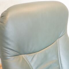 北欧ノルウェーのメーカーEKORNES(エコーネス)社のストレスレスチェアー コンサル(M)/サイドテーブル付です！！リビングはもちろんシアタールームなどにおススメの北欧デザインのパーソナルチェアー♪DF113