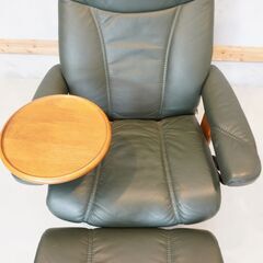 北欧ノルウェーのメーカーEKORNES(エコーネス)社のストレスレスチェアー コンサル(M)/サイドテーブル付です！！リビングはもちろんシアタールームなどにおススメの北欧デザインのパーソナルチェアー♪DF113