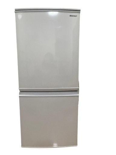 2ドア冷蔵庫　SHARP  単身用　2019年製　ホワイト