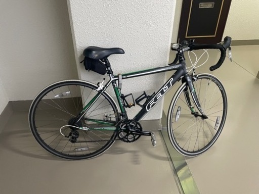 ロードバイク FELT F85 当方165cm用として使ってます　ミノウラサイクルスタンド付き