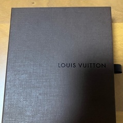 LOUIS VUITTON箱（小）