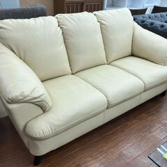 お値下げ致しました！！】3Pソファ リビング家具 クリーム色 No.3209