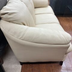 【お値下げ致しました！！】3Pソファ リビング家具 クリーム色 No.3209● ※現金、クレジット、ぺイペイ、スマホ決済対応※ お値下げ致しました！！】3Pソファ リビング家具 クリーム色 No.3209