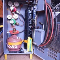 【値下げ】ガス切断/溶接 持ち運びセット チヨパック一式(発送不能/引取限定) 値下げ】ガス切断/溶接 持ち運びセット チヨパック一式(発送不能/引取限定)