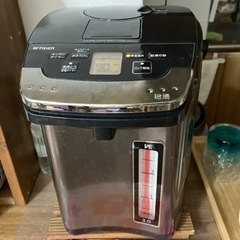 電気ポット　3L  中古品