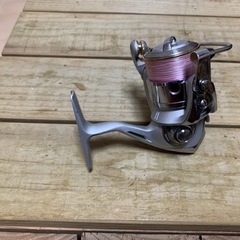 07ルビアス1003PEライン付きリール