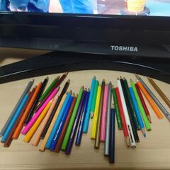 取り引き完了しました、引っ越しました三年後、色鉛筆です、捨てるの...