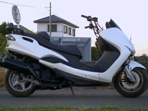 苫小牧港受取 マジェスティ125 カスタム車両 距離少ないコマジェ