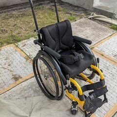 小児用自走用車椅子252(ZT)札幌市内限定販売