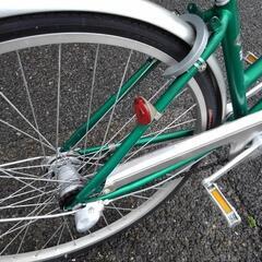 中古自転車２５７２　前後タイヤ新品！　ジャガー　２７インチ　３段ギヤ　ダイナモライト　アルミフレーム　キッキーと音がならない後輪ローラーブレーキ 錆びにくい部品：ハンドル・リム・ドロヨケ・フレーム 中古自転車2572 前後タイヤ新品！ ジャガー 27インチ 3段ギヤ