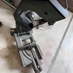 新ダイワ　バンドソー　rb80