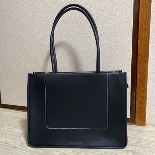 ❤︎ほぼ未使用❤︎ チャールズアンドキース　デイラーラージ　トートバッグ　ブラック