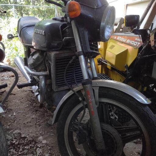 ホンダGL 400
