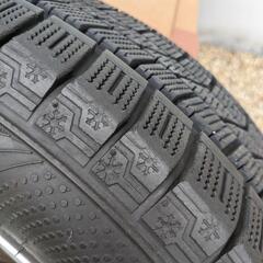 ホイール付きスタッドレスタイヤ 205/60R16 3619