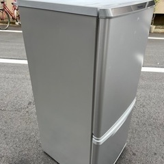 🌸一人二人暮らし冷凍冷蔵庫㊗️保証あり✅設置込み🚘配達可能