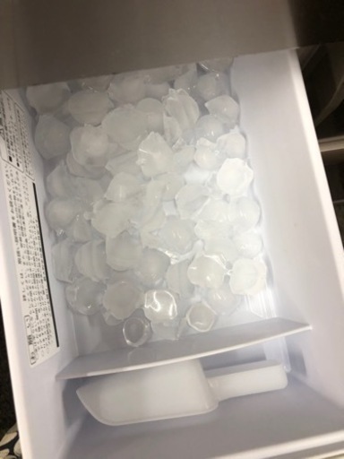 6ドア冷蔵庫 日立 395L 自動製氷付き！