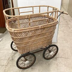 中古　乳母車 ベビーカー 手すり付 籐製 保育園 幼稚園 転落防...