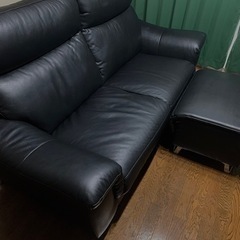 【定価33万円超】高級3Pレザーソファ+オットマン+レザーケアキット（4ヶ月程前購入品）