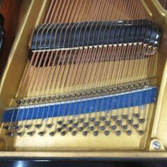 中古グランドピアノ KAWAI 600 奥行き183cｍ 製造1968年