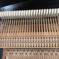 中古グランドピアノ KAWAI 600 奥行き183cｍ 製造1968年