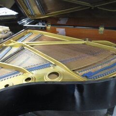 中古グランドピアノ KAWAI 600 奥行き183cｍ 製造1968年