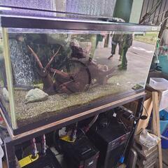 水槽９００です