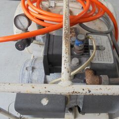 HITACHI　日立　オイルフリーベビコン　コンプレッサー　１００V　稼働品　